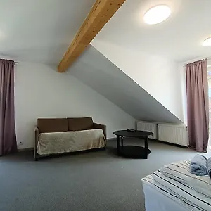 https://firstroom-gdask.gdanskhotel.org