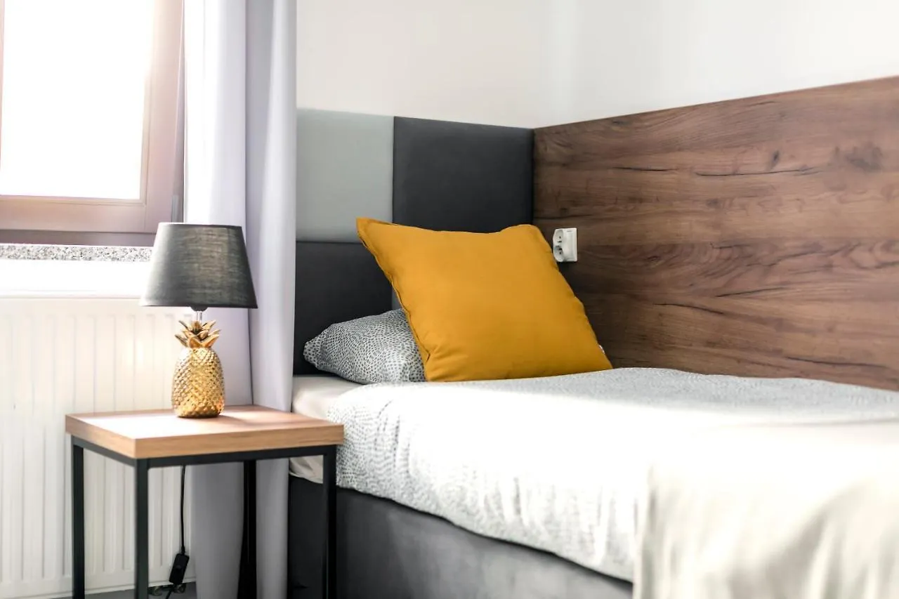 Aparthotel Cooltour Poznań 0*,